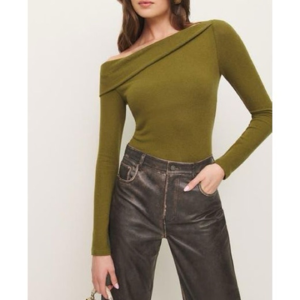 Reformation Olive Green Off-the-Shoulder Long Sleeve Sweater